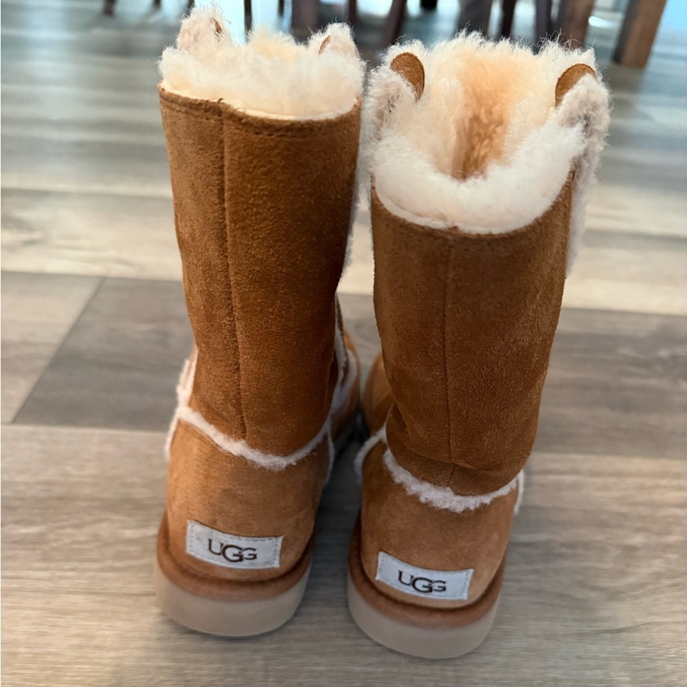 UGG Tan Shearling Lined Boots - Picture 4 of 5